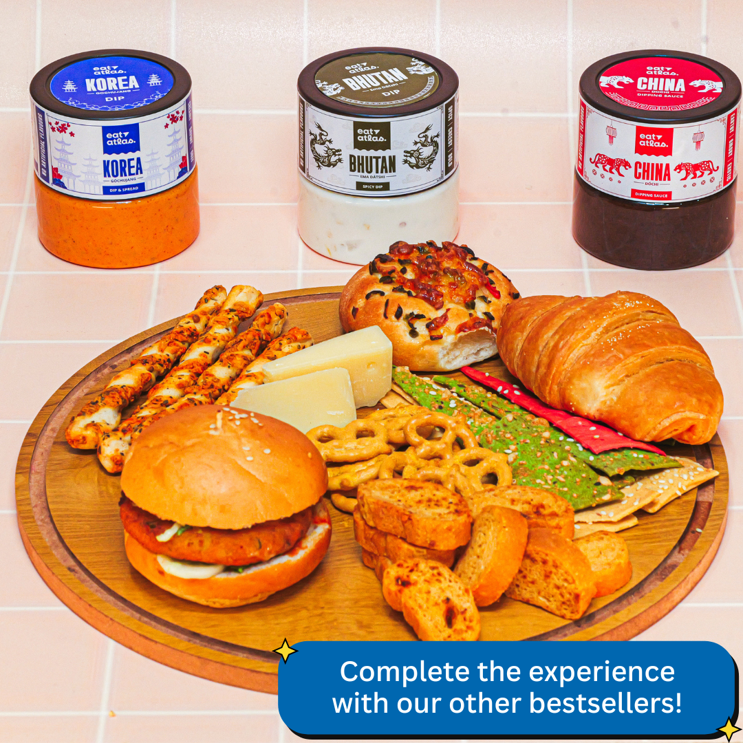 Korea's Cheesy Gochujang Gourmet Dip With Baked Lavash Chips (Veg Snacks Combo) (100+85gms)